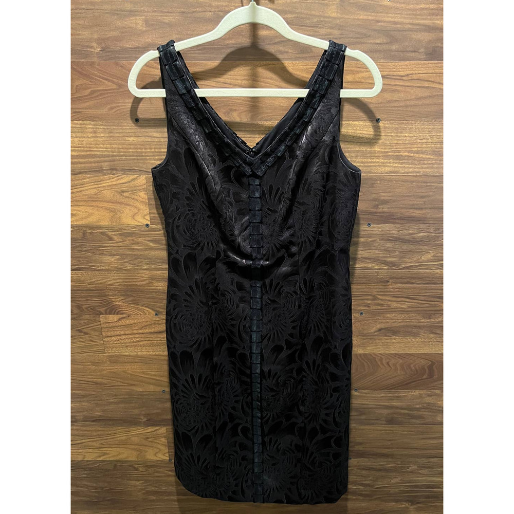 Luxe by Carmen Marc Valvo Women's Size 10 Black A Line Dress Sleeveless stunning
